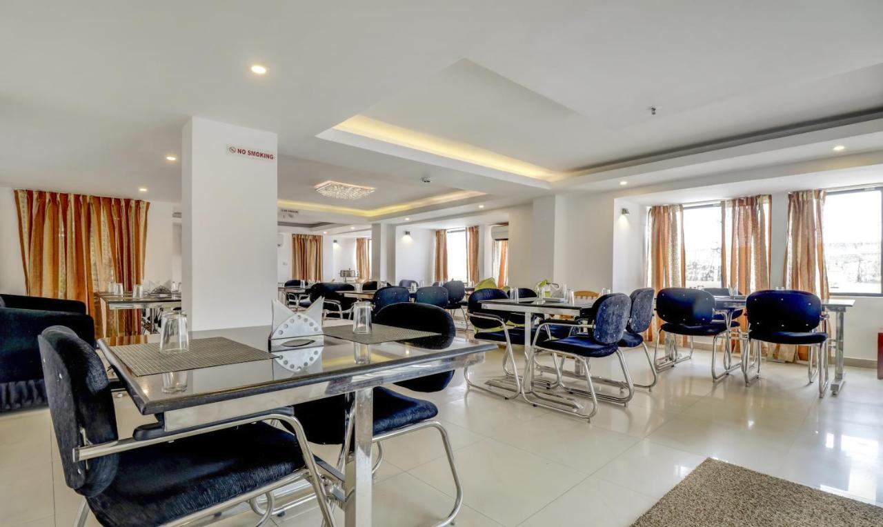 Hotel Luciya Kochi ภายนอก รูปภาพ